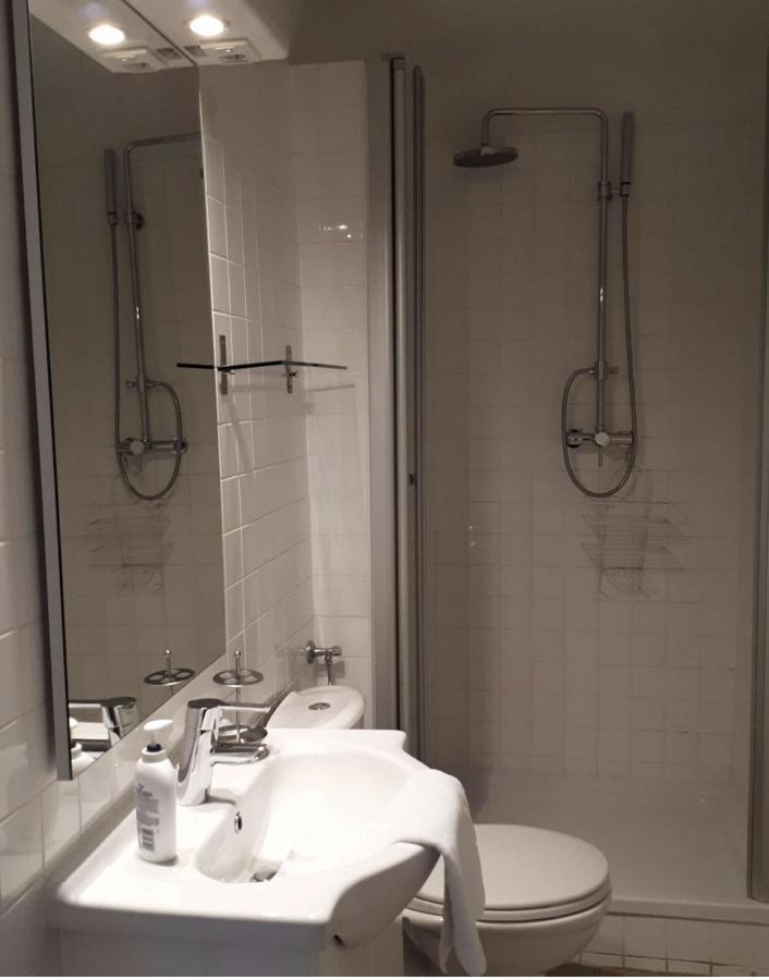 Wildenauer'S Hotel Biedermannsdorf Kültér fotó